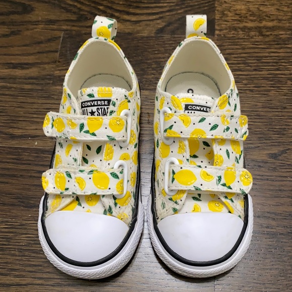 Converse Other - Toddler girls Converse Chucks Lemon Print size 7